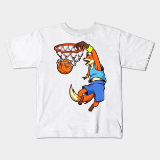 Comic fox plays basketball Kids T-Shirt